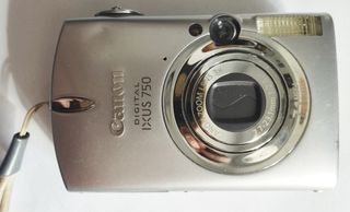 Canon Ixus 750 Plata