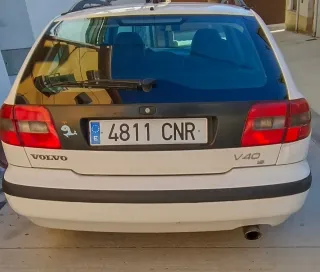 Volvo V40 año 1999
