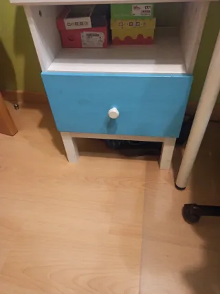 Cama tren juvenil azul con armario + mesilla