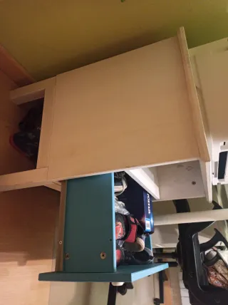 Cama tren juvenil azul con armario + mesilla