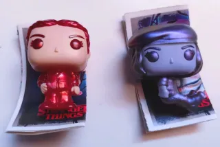 Dos Funko Pop de Stranger Things Kinder Joy
