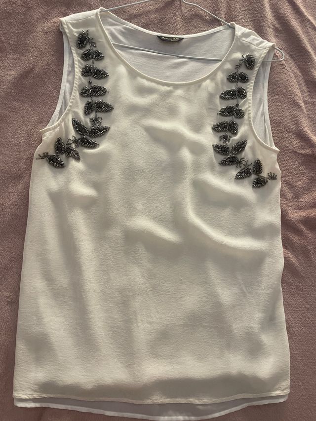 Blusa Massimo Dutti blanca con pedrería