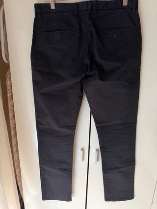 Pantalón chino Hugo Boss negro