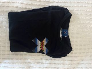 Camiseta Blue Banana Negra con Diseño X