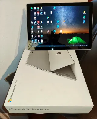 Microsoft Surface Pro 4 CORE I5 8GB RAM 256GB SSD 