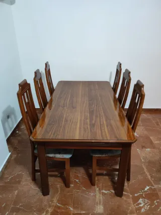 Mesa comedor extensible + 6 sillas madera