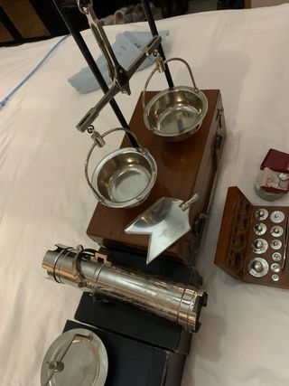 Balanza antigua de farmacia.pieza de colección .c