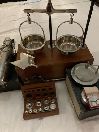 Balanza antigua de farmacia.pieza de colección .c
