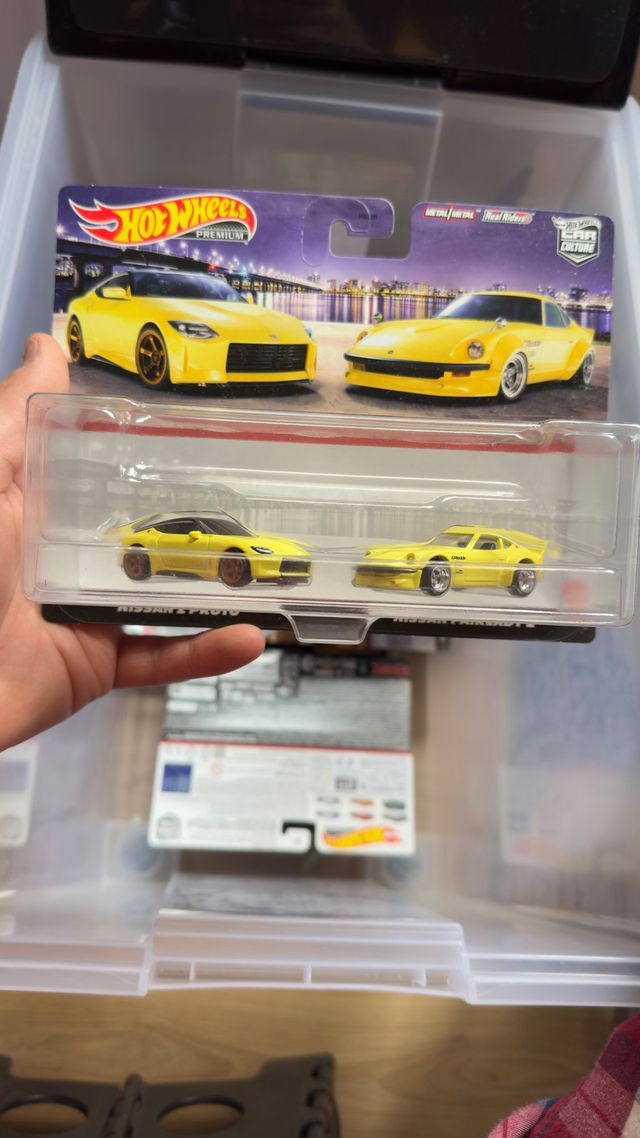 Hotwheels Nissan Z Proto y Datsun 240Z