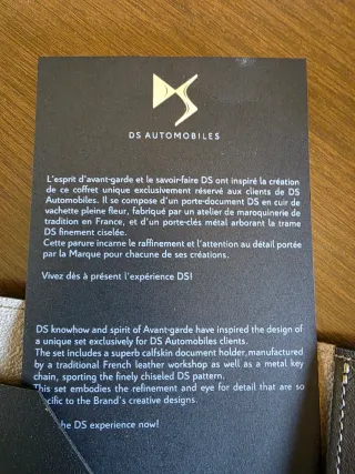 Portachiavi DS e portadocumenti in pelle