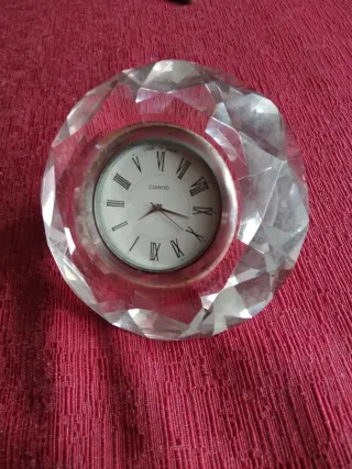 Orologio da scrivania in cristallo