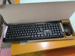 Teclado y ratón TNB Negro inalámbrico 
