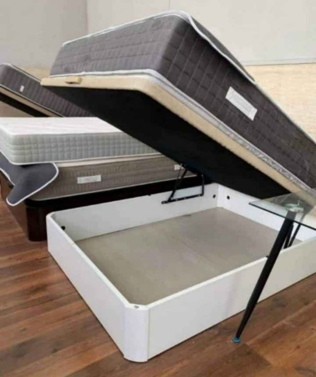 Colchones y canapés nuevos