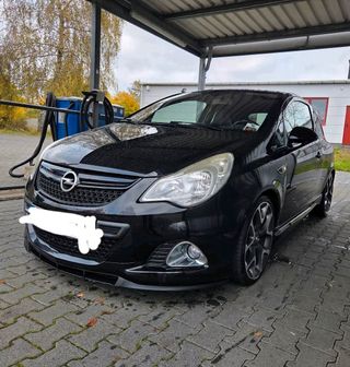 Opel Corsa OPC 1.6 Turbo 192 CV – Deportivo