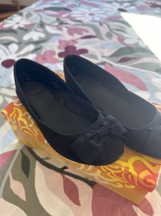 Ballerine nere H&M con fiocco
