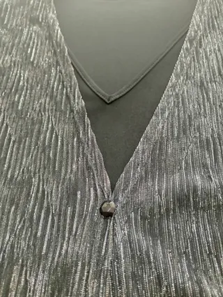 Blusón fiesta plateado y negro