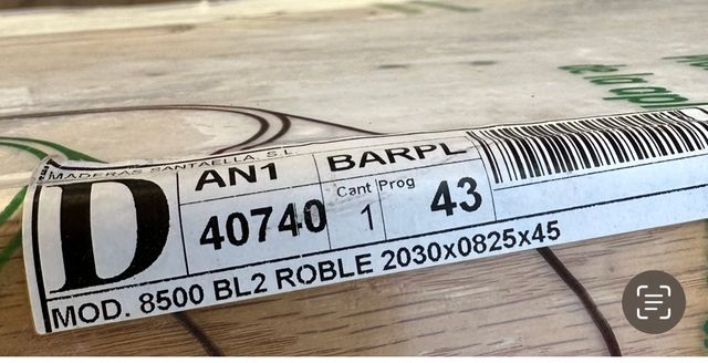 Puerta exterior de roble