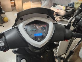 Kymco Agility City 125 Scooter Del 2022 fabulosa