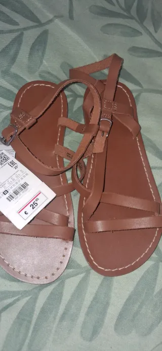 Sandalias piel niña talla 32