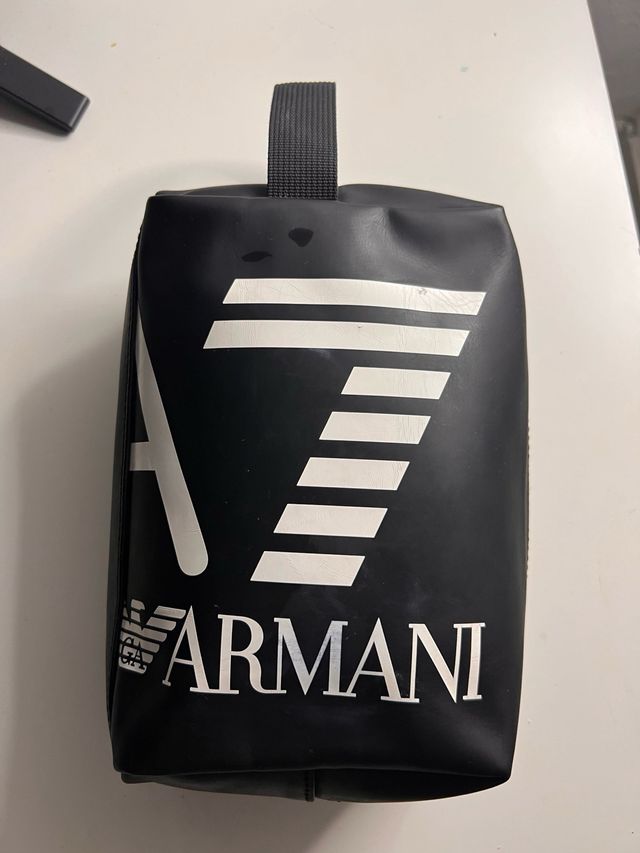 Bolsa Emporio Armani Negra  original %
