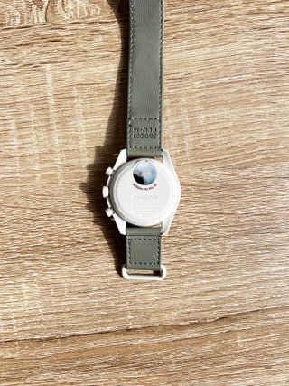 Omega x Swatch Misión to Plutón 