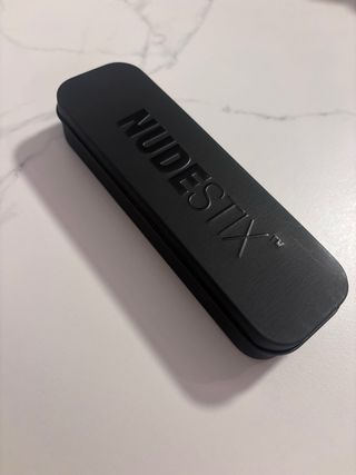 Base maquillaje NUDESTIX Tinted Cover Foundation