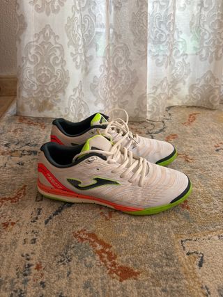 Zapatillas pádel Joma blancas y verdes