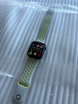 Apple Watch Series 9 (97%) batería 45 mm