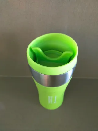 Taza Térmica 470cc Verde y Plata