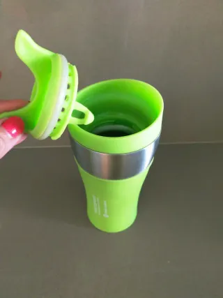 Taza Térmica 470cc Verde y Plata