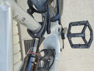 Bicicleta eléctrica Specialized Levo Alloy