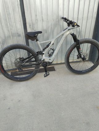 Bicicleta eléctrica Specialized Levo Alloy