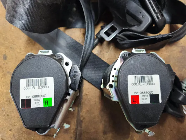 Cinturones Dacia Sandero II Delanteros