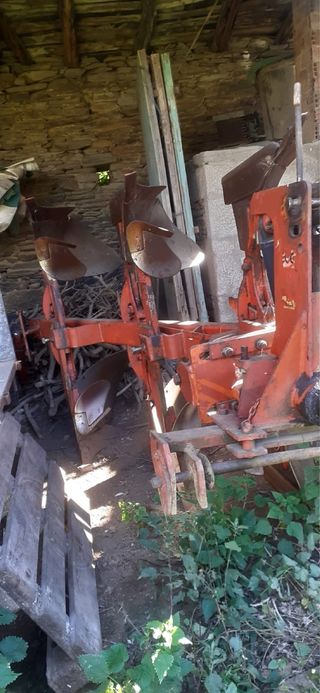 Arado de 3 surcos 690785151 manolo