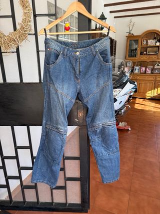 Vanucci Jeans Moto (Mujer T40) con protecciones