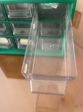 Moduli impilabili con cassetti.