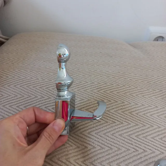 Accessori da bagno vintage, argento cromato