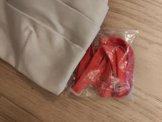 Vestido fiesta pedrería blanco y rojo