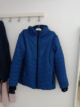 Chaqueta de nieve azul para niño