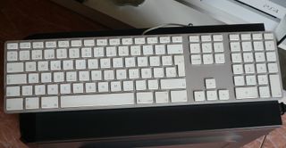 Teclado Apple USB Plata con Teclado Numérico