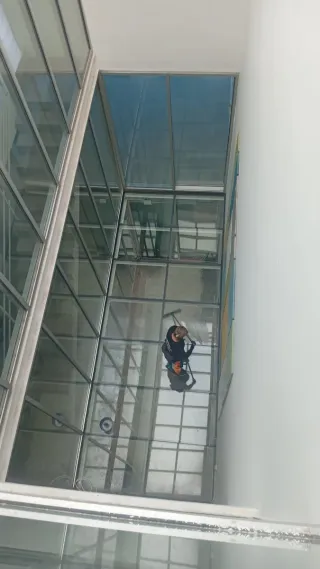 Limpieza profesional de cristales y fin de obras