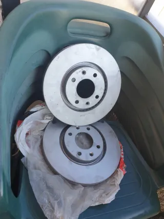 Discos de freno delanteros Bosch Peugeot Citroën