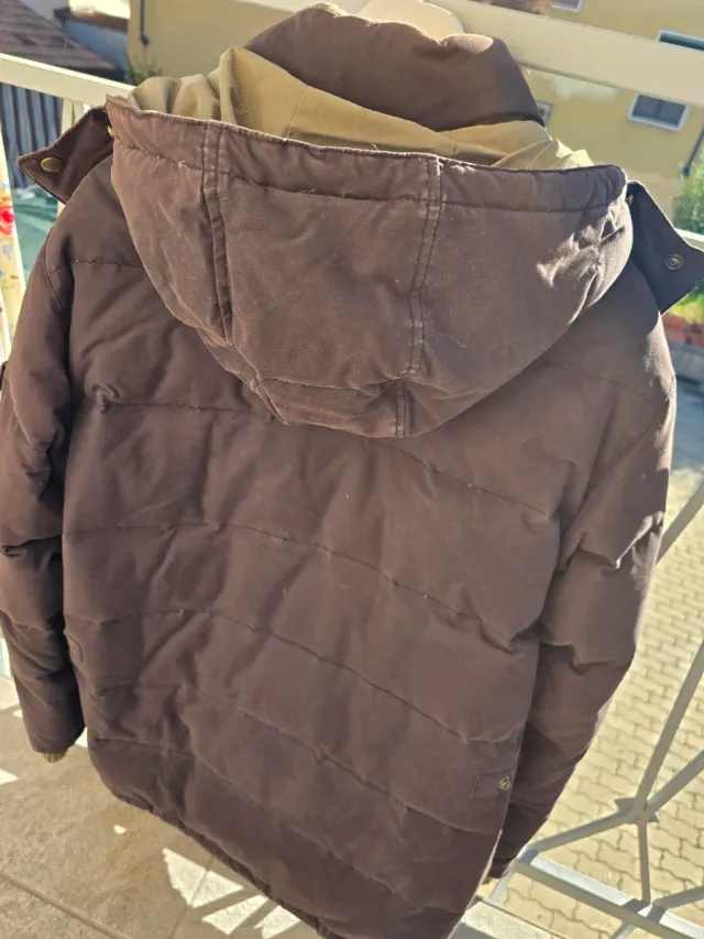 Giacca invernale marrone e verde oliva