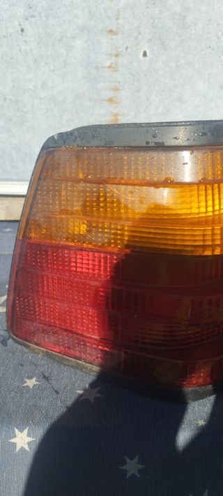 Pilotos Traseros Mercedes W124