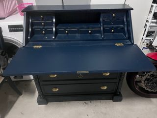 Escritorio bureau,silla y mesilla urge venta