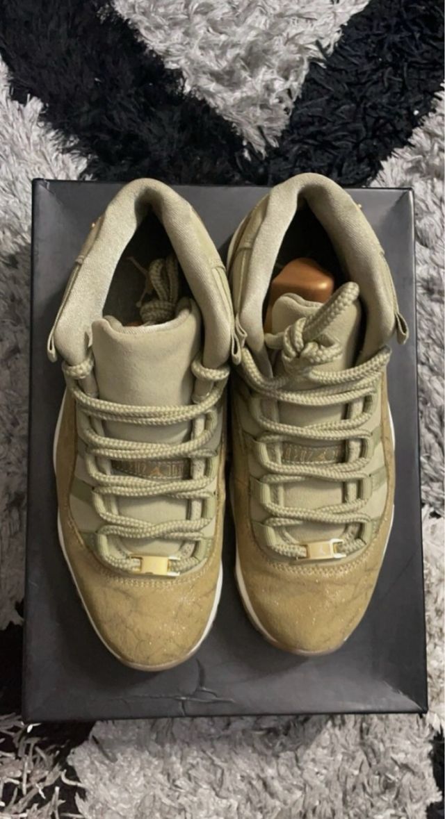 Air Jordan 11 neutral olive- zapatillas
