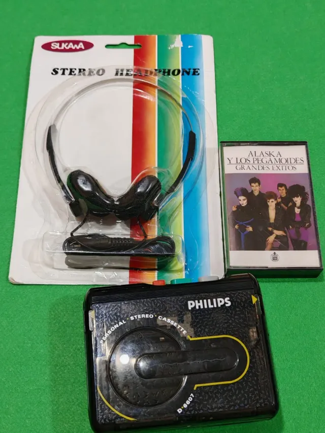Walkman Philips D-6607 + Cascos Sukawa + Cassette
