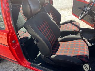 Volkswagen Golf 1.6 GTI (1979)