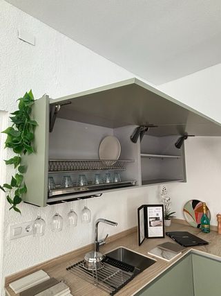 Cocina de exposición verde 190x215cm