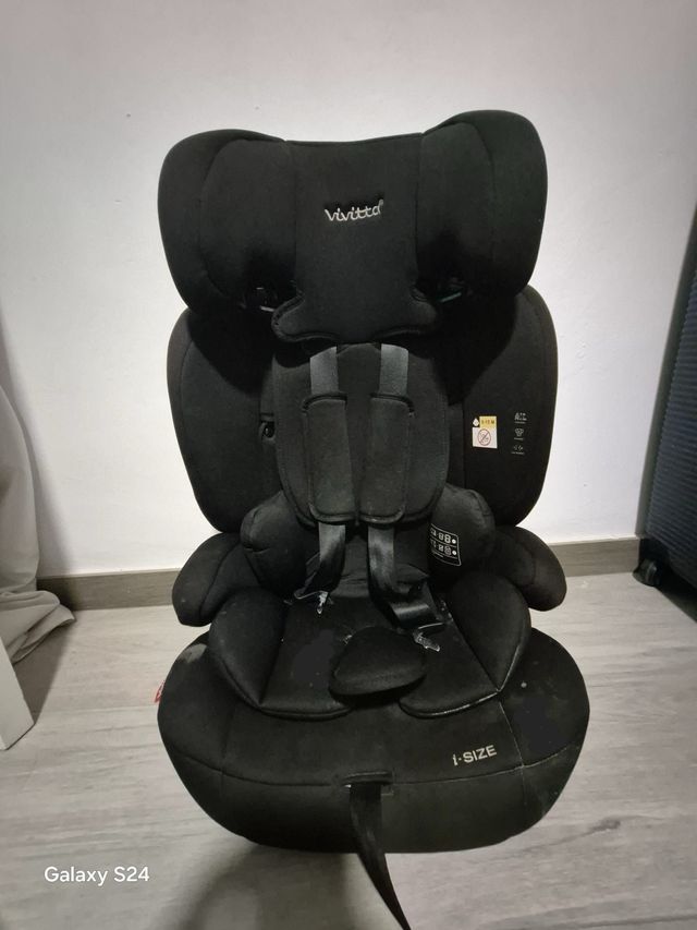 Silla de auto Vivitta i-Size Negra
